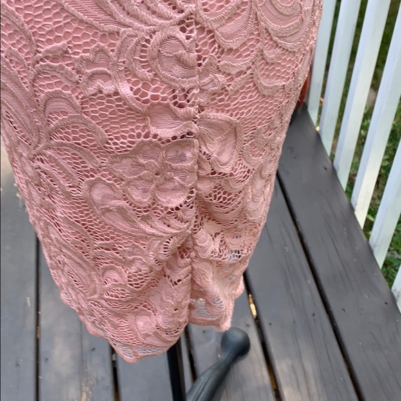 Size Small Peach Lace Spring/Summer Dress Like New - Picture 8 of 8